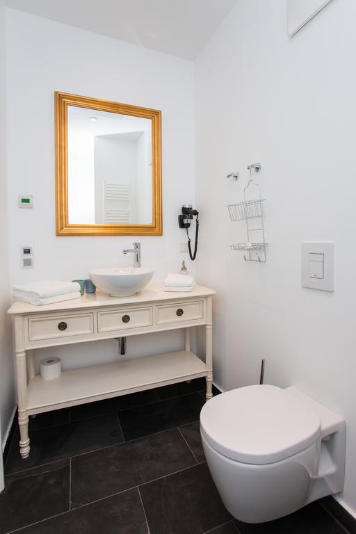 Kirchenwirt An Der Weinstrasse - Boutique Hotel Ehrenhausen Extérieur photo
