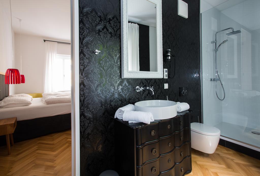 Kirchenwirt An Der Weinstrasse - Boutique Hotel Ehrenhausen Chambre photo